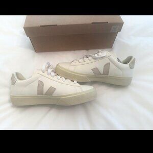 Brand New Veja Campo Women's Sneakers - Extra White/Natural Suede
